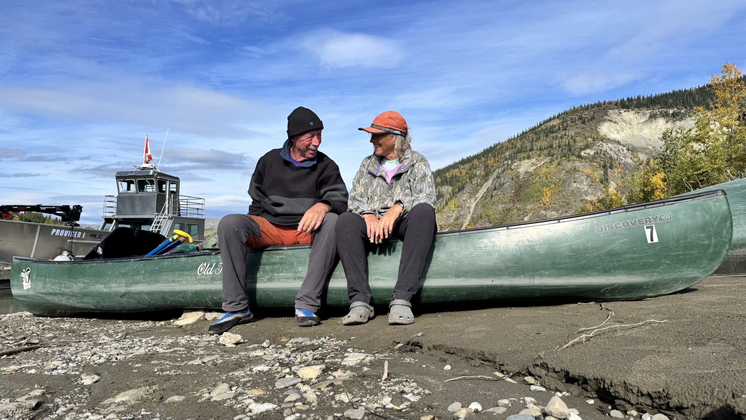 Read more about the article Arrived safely in Dawson City after a fantastic 736 km wilderness trip on the Yukon River.